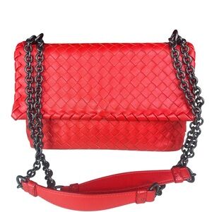 Bottega Veneta Elegant Red Woven Chain Shoulder Bag